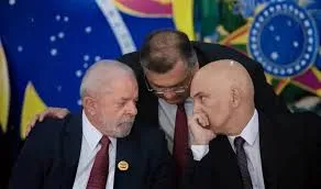 Lula desafia Congresso: veta aumento de deputados e retoma IOF, mas joga crise para o Legislativo em recesso