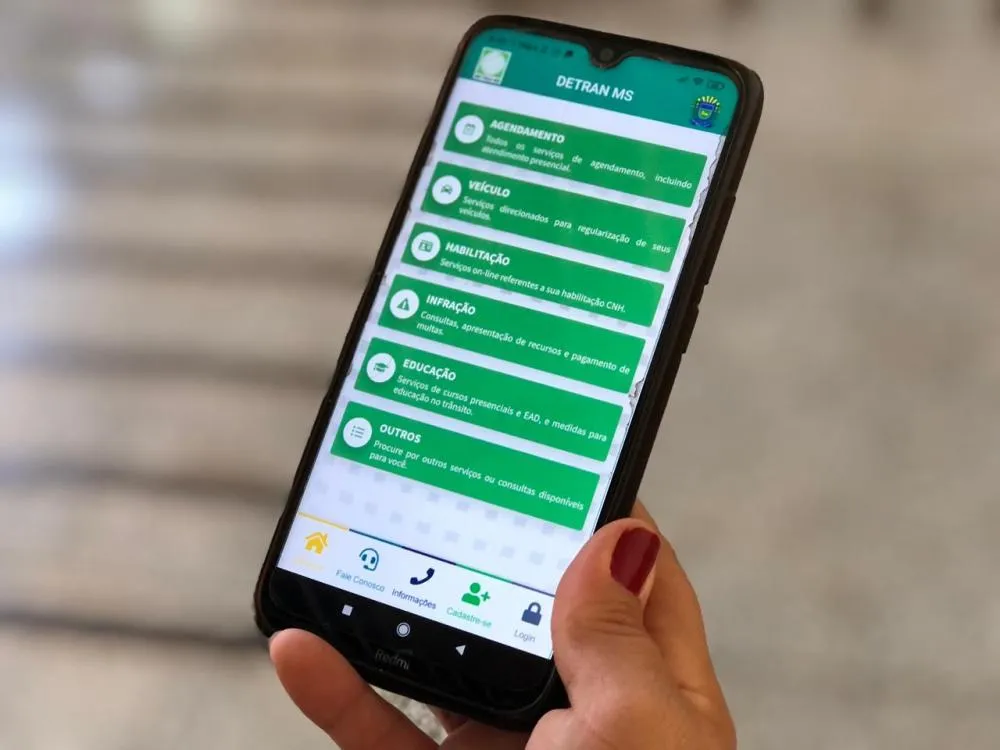 Criminosos usam site falso para aplicar golpe com Pix em nome do Detran-MS