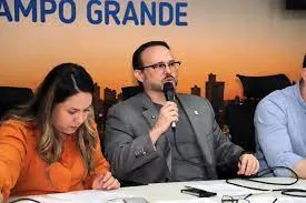 CPI do Transporte em Campo Grande promete “pizza indigesta” para prefeitura e consórcio, avisa Dr. Lívio