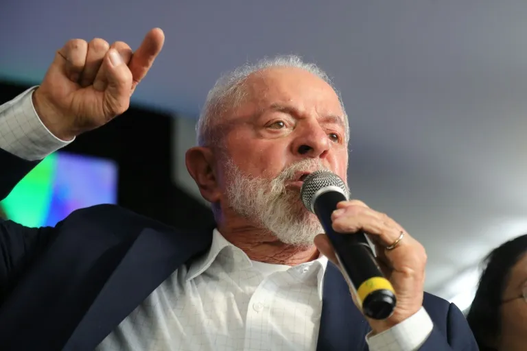 Lula impõe “pedágio do Pix” e pretende ficar com R$ 73 milhões das emendas parlamentares