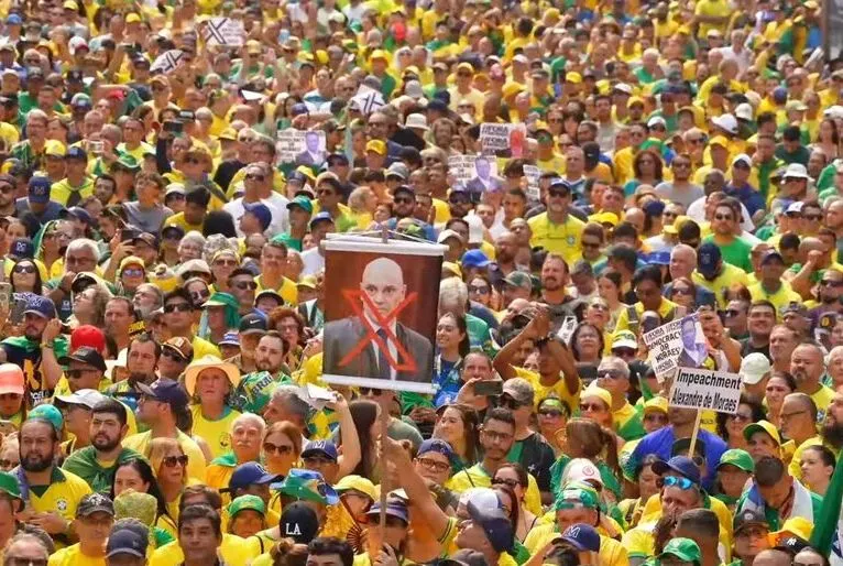 Direita se mobiliza por impeachment de Alexandre de Moraes e unifica pauta para novos protestos