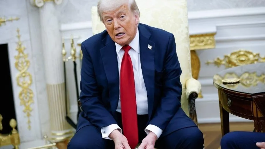 Trump impõe tarifa de 50% ao Brasil e acusa governo Lula de “ameaça extraordinária” à segurança dos EUA