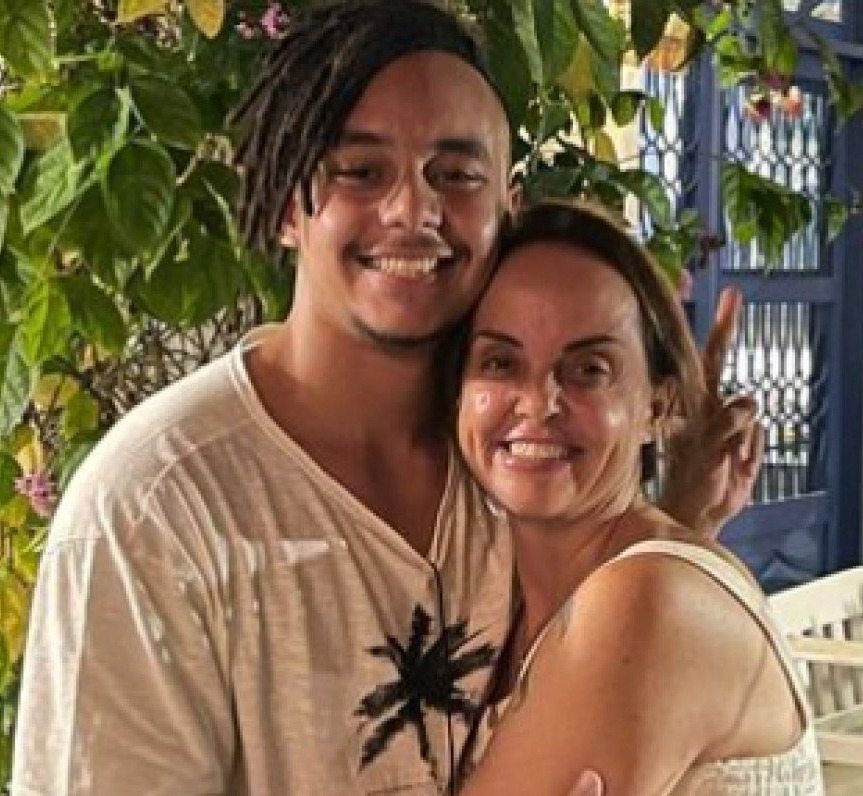 Governo de Sergipe favorece neto de Lula com ganhos extras acima R$ 6 mil