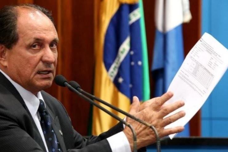 Zé Teixeira reivindica ambulância para atender Corpo de Bombeiros de Costa Rica