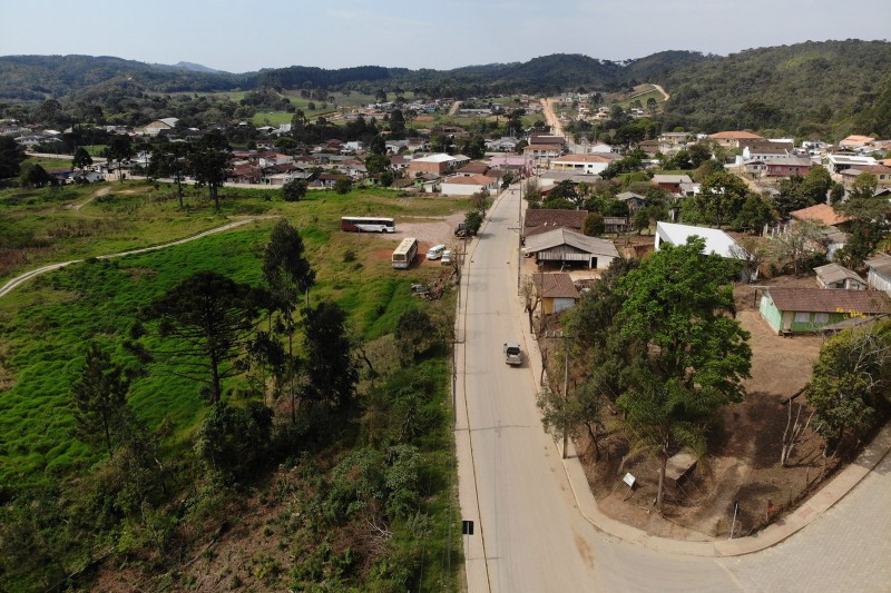 Governo do Estado começa a pavimentar acesso a Doutor Ulysses, no Vale do Ribeira
