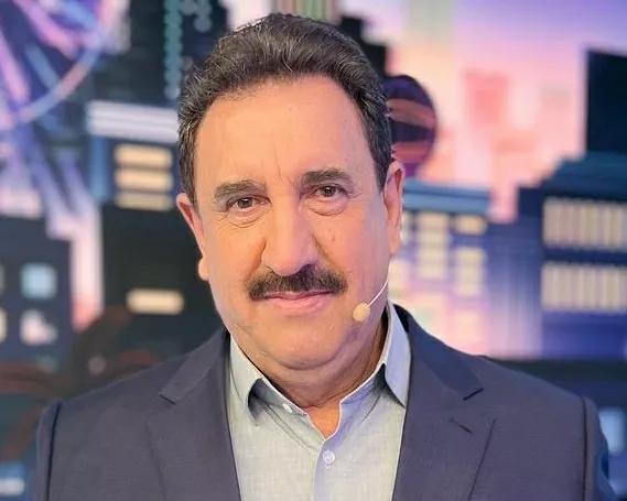 Ratinho volta atrás e rasga elogios a Riedel: “O Contar não daria conta”