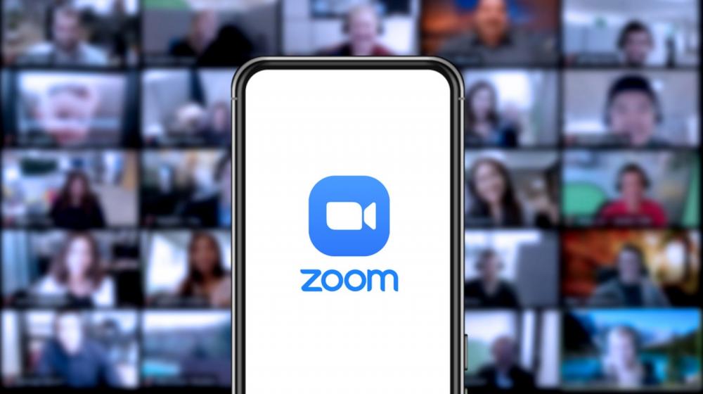 Zoom anuncia demissão de 1,3 mil funcionários
