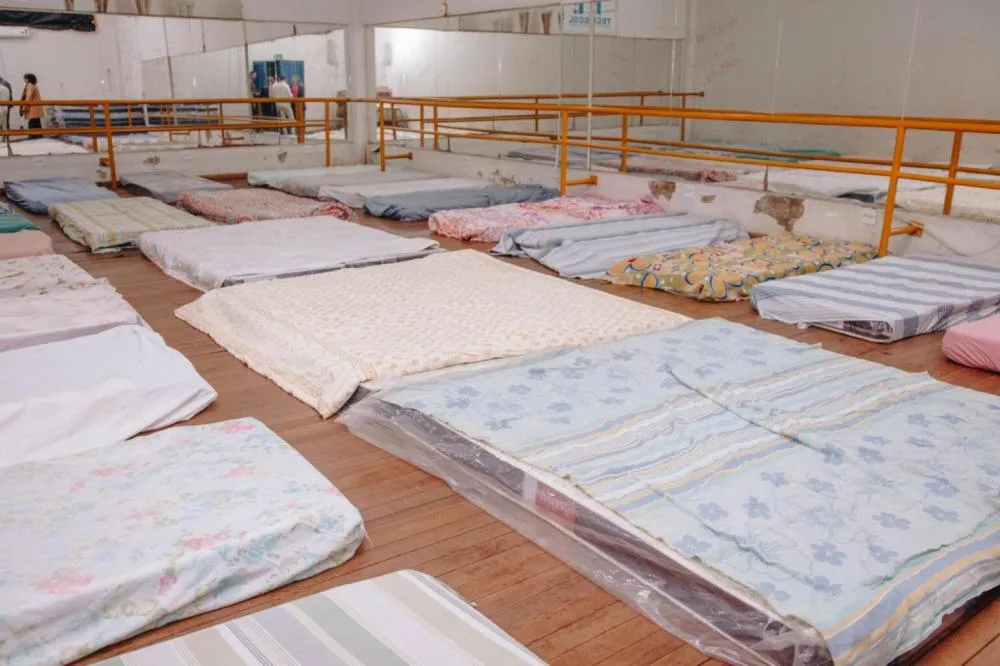 Volta do frio intenso ativa acolhimento noturno para pessoas em situação de rua em Campo Grande