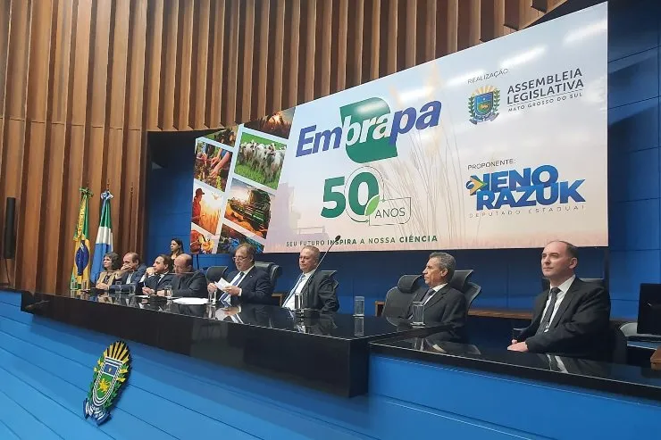 Câmara de Campo Grande homenageia 50 anos da Embrapa Gado de Corte com Medalha Legislativa
