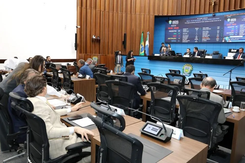 Assembleia Legislativa vota projetos sobre fibromialgia, deficiência auditiva e combate ao feminicídio