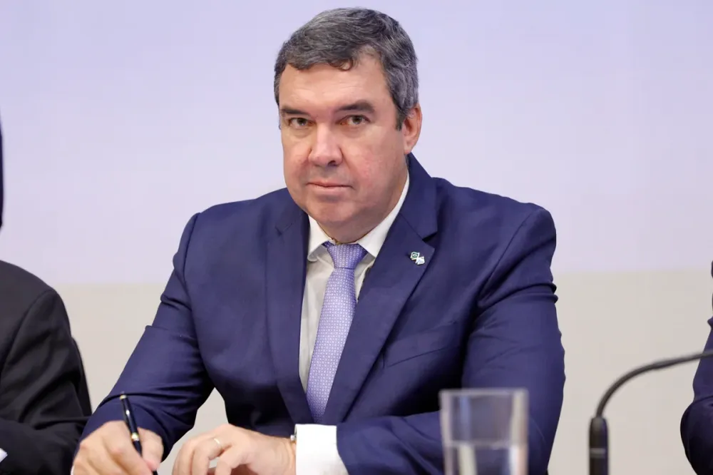 Riedel critica STF e sinaliza acomodação com saída do PT de MS