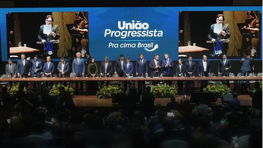 Jantar em Brasília marca início da reorganização da direita e centro-direita para 2026