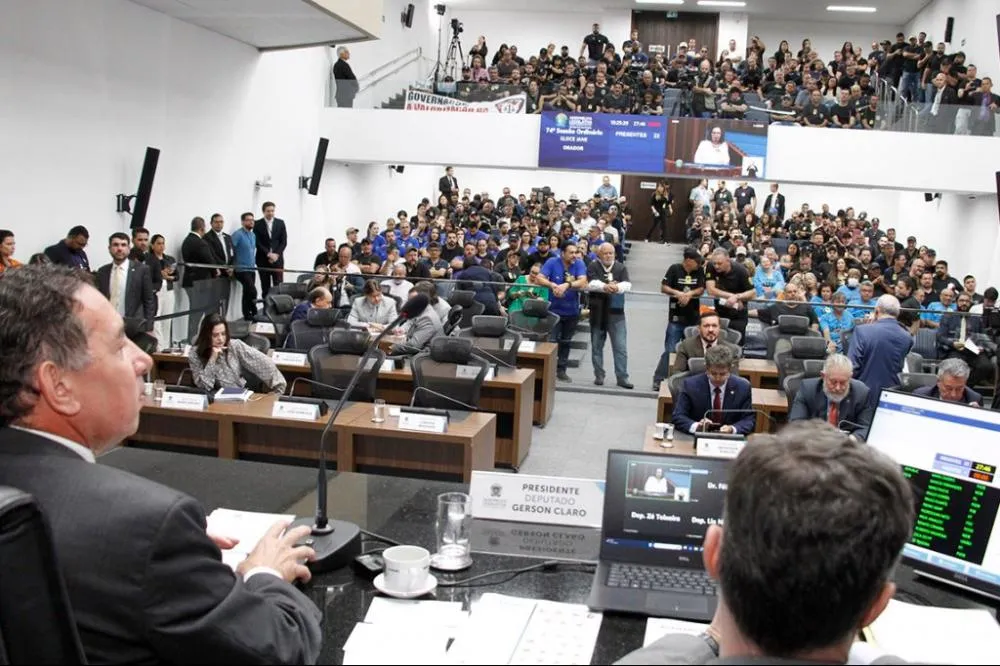 Assembleia de MS vota exigência de antecedentes criminais para entidades que atuam com crianças