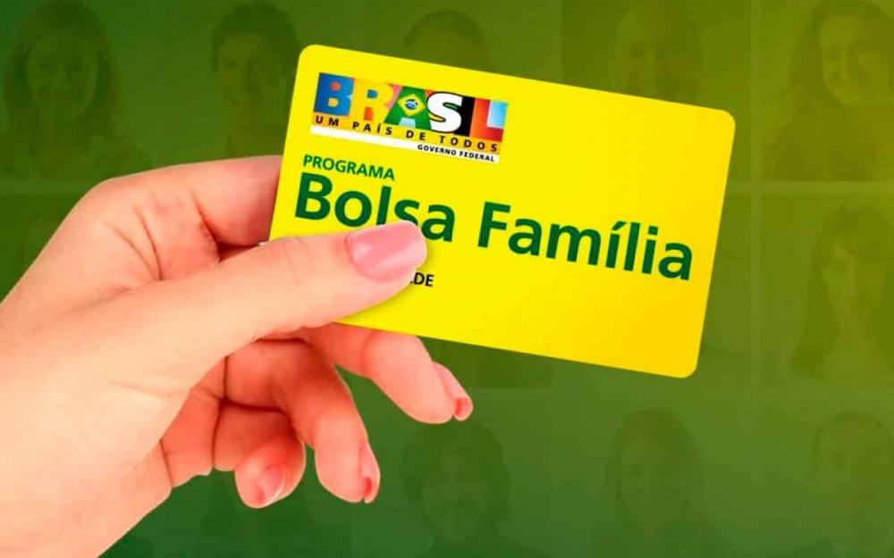 Bolsa Família começa a ser pago nesta segunda-feira (13)
