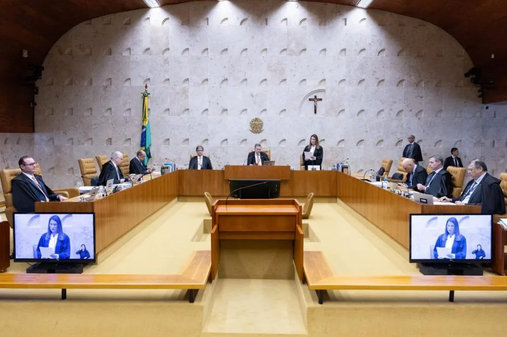 STF se transforma em poder absoluto e ameaça eleições de 2026, alertam juristas