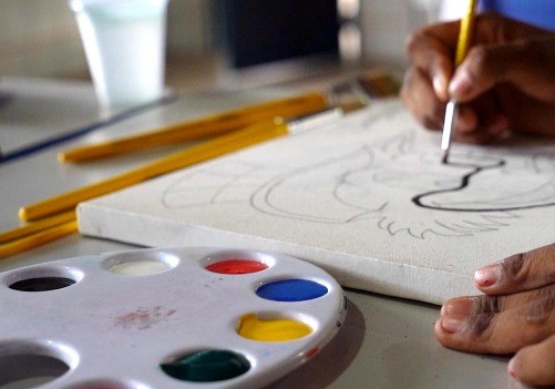 Cultura popular e folclore piauiense são temas de oficinas de artes visuais na cidade de Nazária