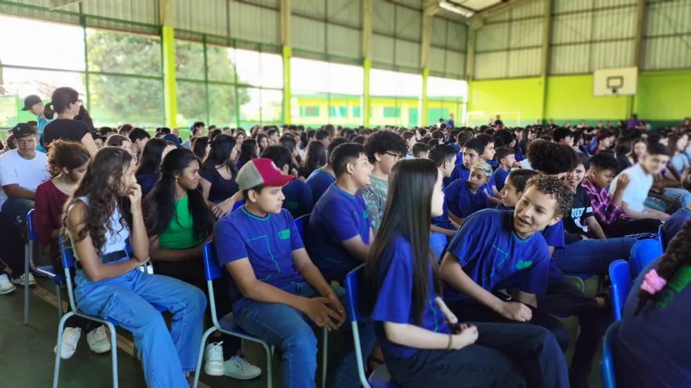 Mato Grosso do Sul avança na educação: alunos do Ensino Médio melhoram desempenho em português e matemática