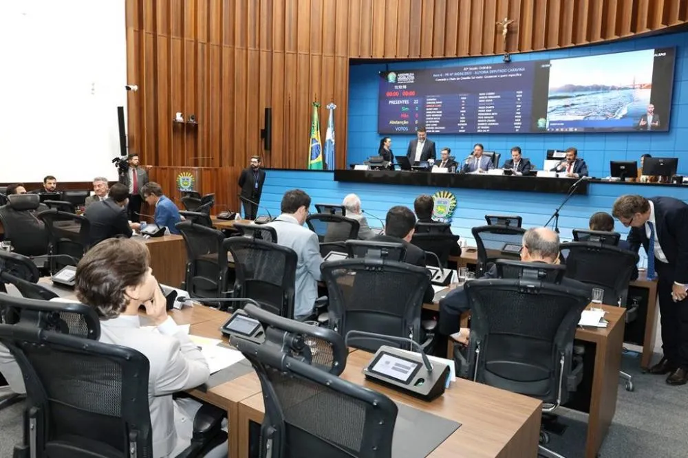 Assembleia Legislativa vota dez projetos em sessão desta quarta-feira