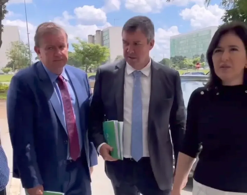 Simone Tebet não subirá no palanque de Riedel e pode virar adversária em MS