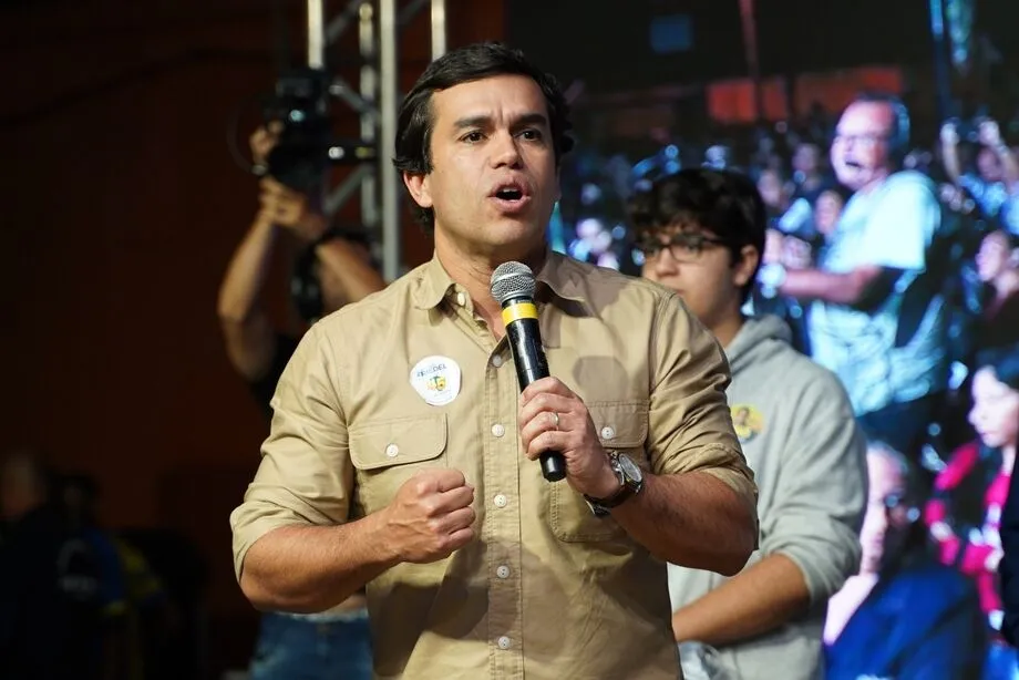 Beto Pereira sinaliza saída do PSDB e aproximação com o Republicanos para 2026