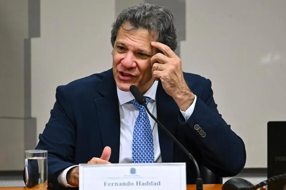 Orçamento 2026 em risco: Haddad admite perda de arrecadação e prevê corte de emendas milionárias