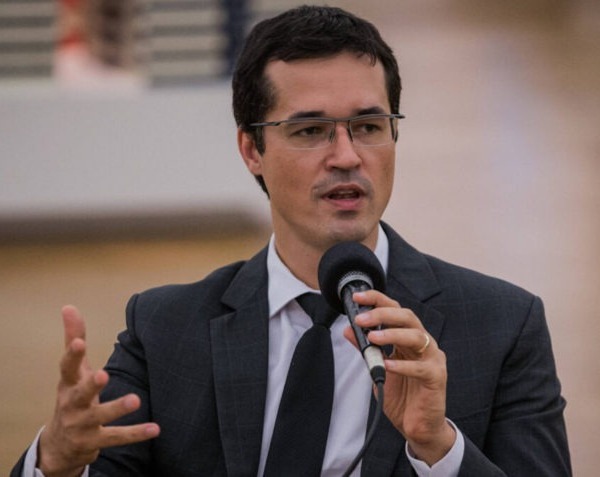 Dallagnol aciona AGU contra propagação de fake news de Haddad