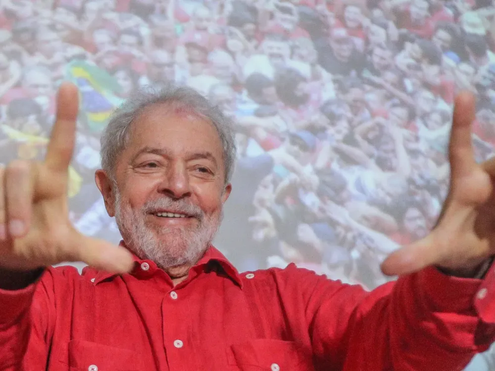 Lula lança “kit reeleição” e transforma classe média em alvo de crédito eleitoral