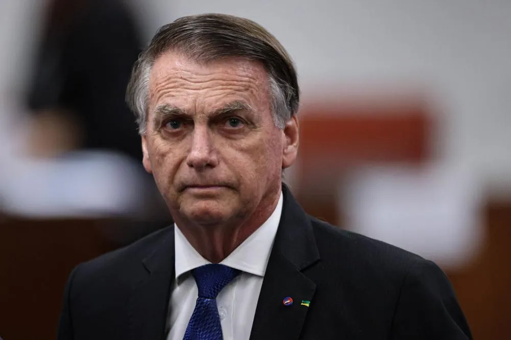 STF confirma condenação de Bolsonaro a 27 anos de prisão por tentativa de golpe de Estado