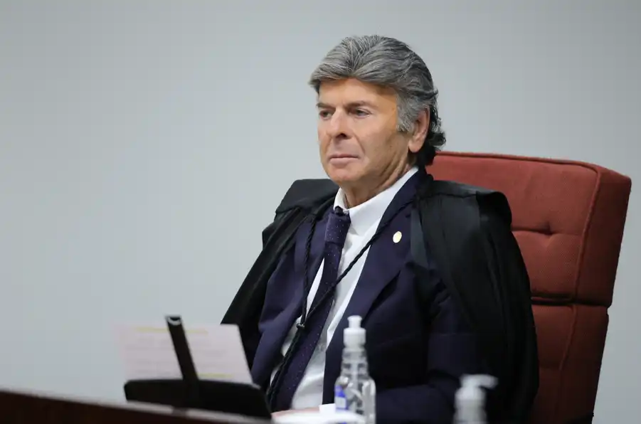 Fux pode reforçar ala bolsonarista no STF com mudança de Turma