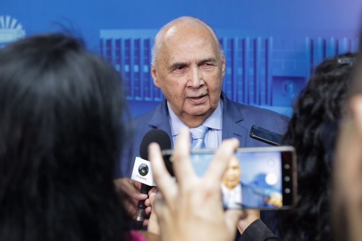 Londres Machado é o líder do Governo e afirma que atuação não será de confronto, mas de d