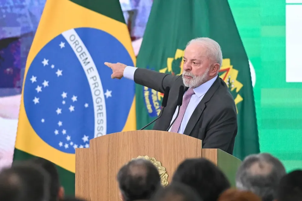 Lula defende traficantes e culpa usuários: declarações escandalizam oposição