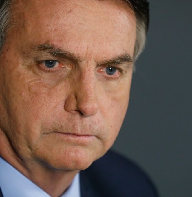 CGU adia quebra de sigilo do cartão de vacinação de Bolsonaro 