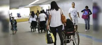 Decreto de Lula ameaça escolas especiais e ignora direitos de crianças com deficiência