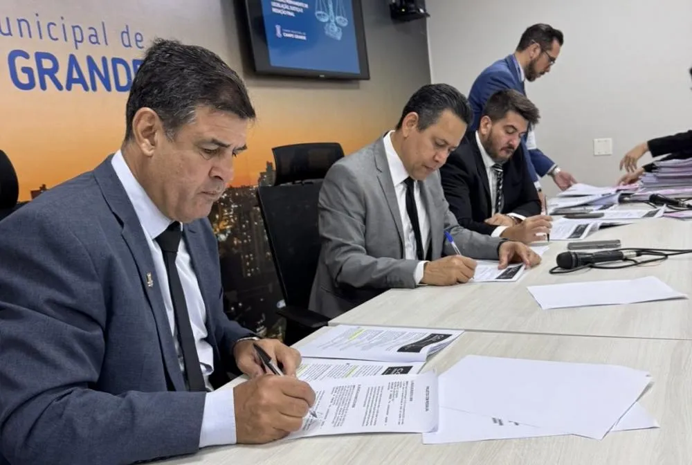 CCJ de Campo Grande barra 13 projetos de lei por inconstitucionalidade