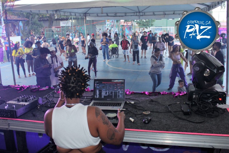 Bloco Carnaflow leva diversão e alegria do Carnaval a jovens de Ceilândia