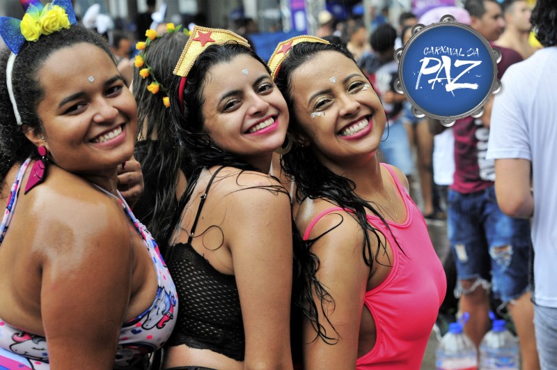 Confira os cuidados necessários com a pele e os olhos no Carnaval