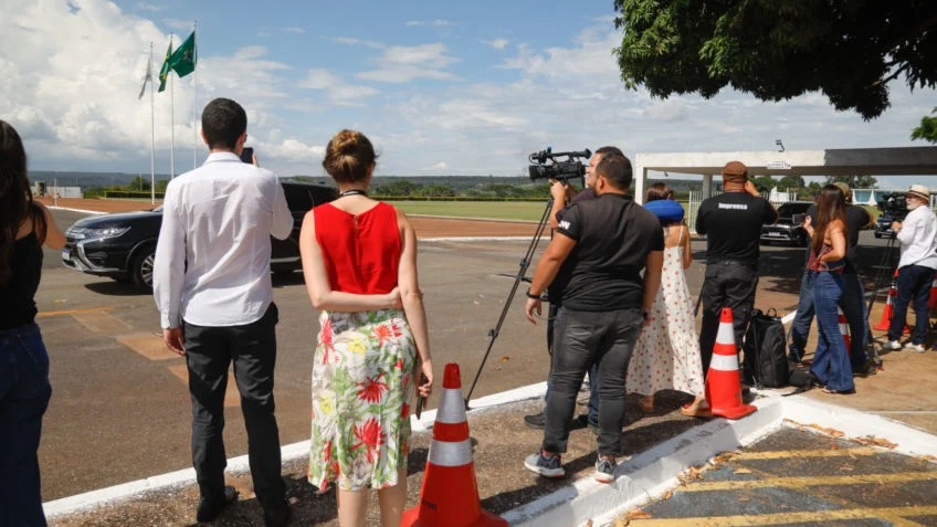 Lula impõe restrições a jornalistas no Palácio da Alvorada