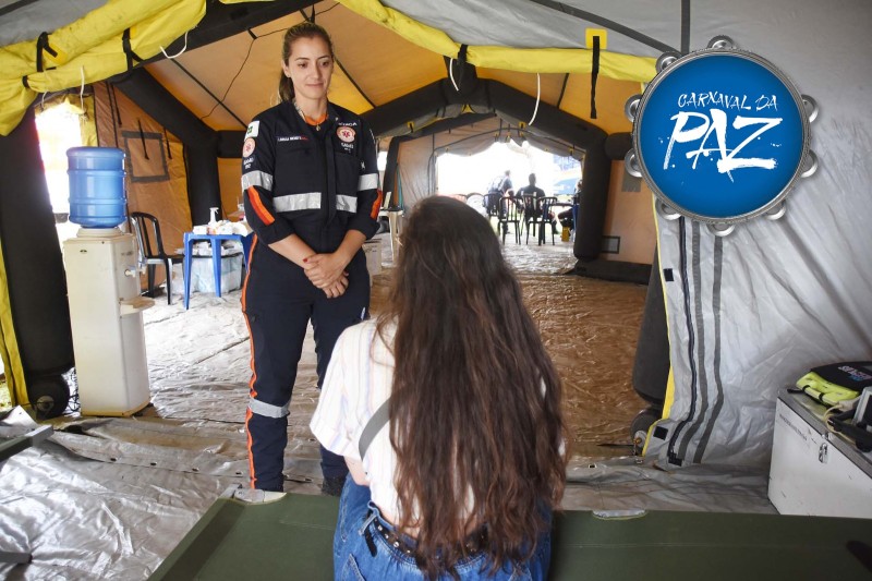 Saúde auxilia e atende carnavalescos em bloquinhos