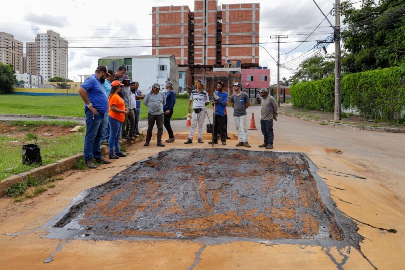 Programa Mão na Massa treina equipe de Samambaia para manutençãodevias