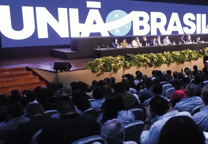 União Brasil está crise sobre continuar na base governista ou ser independente