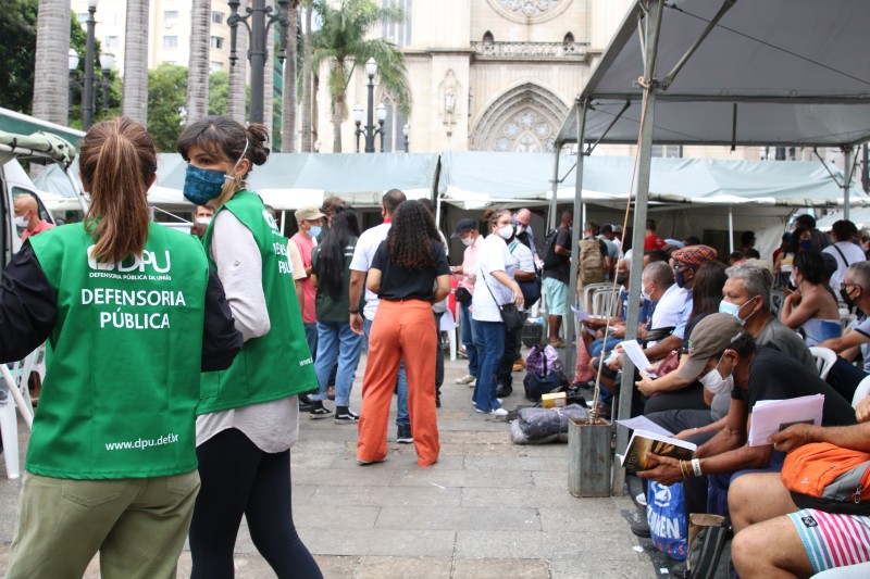 TRF faz mutirão de atendimento à população em situação de rua em SP
