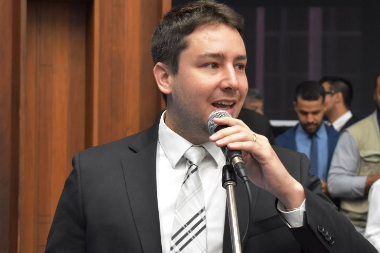 Projeto de lei disciplina aplicação de impedimentos aos invasores de propriedades