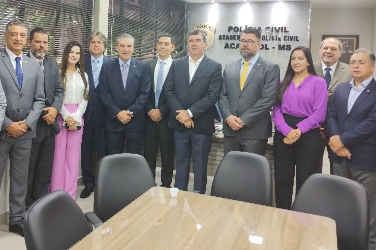 Deputados prestigiam posse do Conselho Superior da Polícia Civil em MS