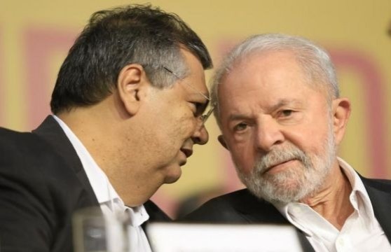 Aliados de Lula tentam barrar CPMI sobre 8/01 para proteger Flávio Dino