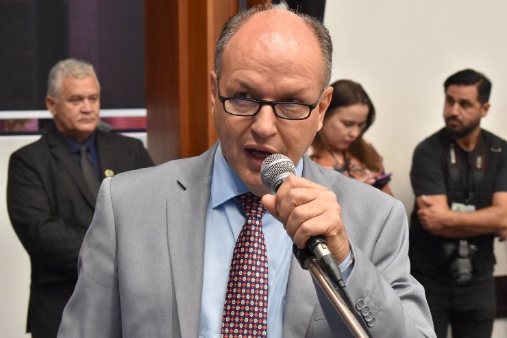 ALEMS realiza sessão solene em alusão ao Dia Estadual da Sukyo Mahikari