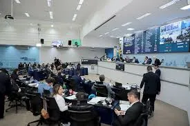 Câmara rachada e jogo escancarado: vereadores evitam disputa e expõem crise política em Campo Grande