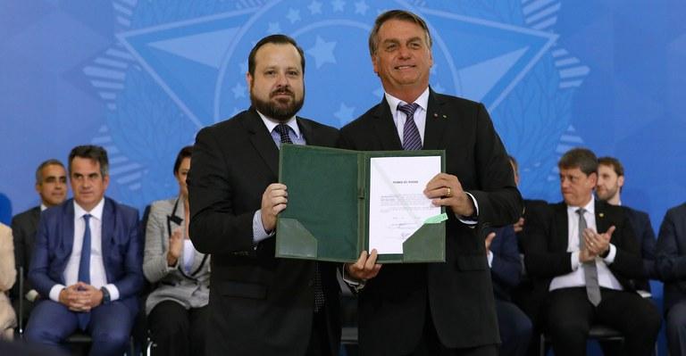 Bolsonaro nomeia aliados para Comissão de Ética