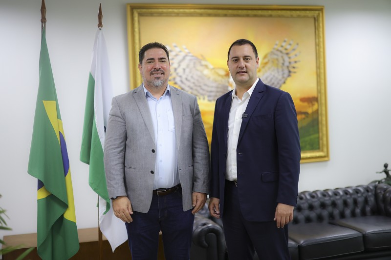 Governador sanciona lei que moderniza o Quadro Próprio do Poder Executivo