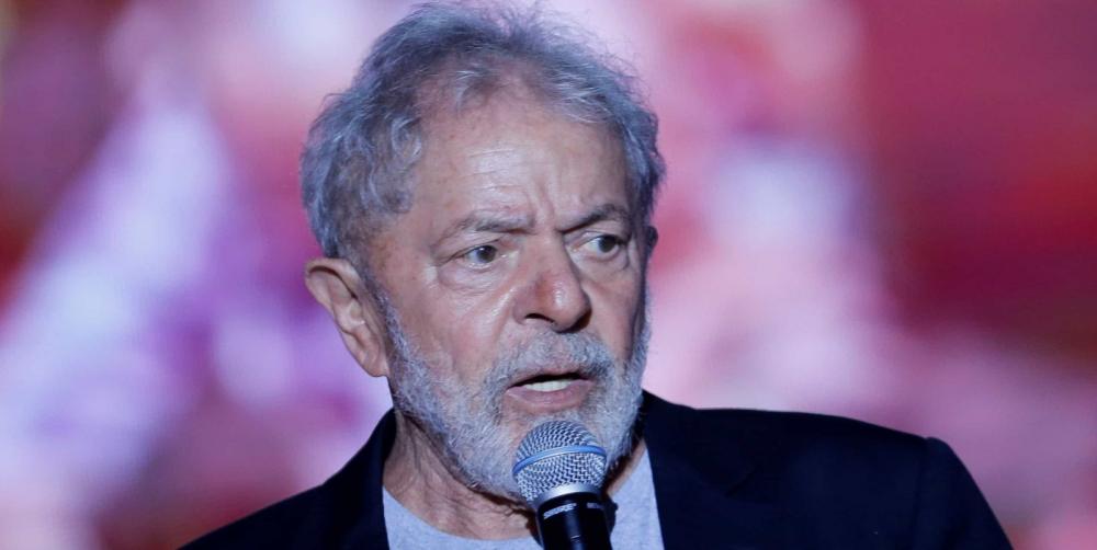 Lula exige vacina e renda de até R$ 218 para Bolsa Família