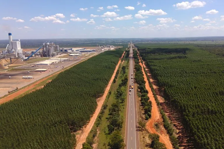 Mato Grosso do Sul acelera desenvolvimento com investimentos históricos em saneamento e rodovias